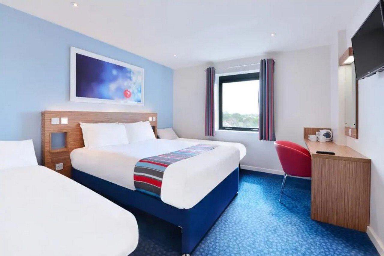 Travelodge London Park Royal Luaran gambar