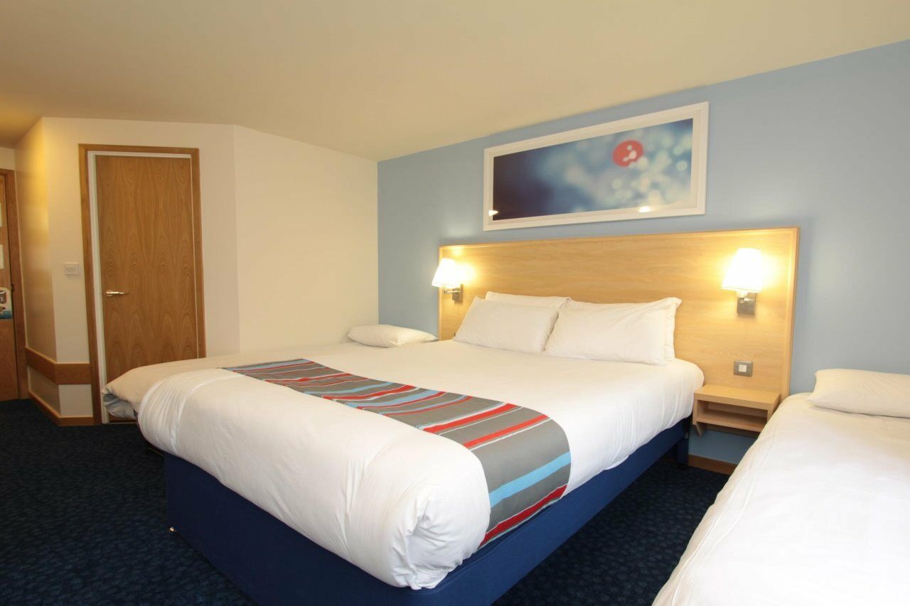 Travelodge London Park Royal Luaran gambar